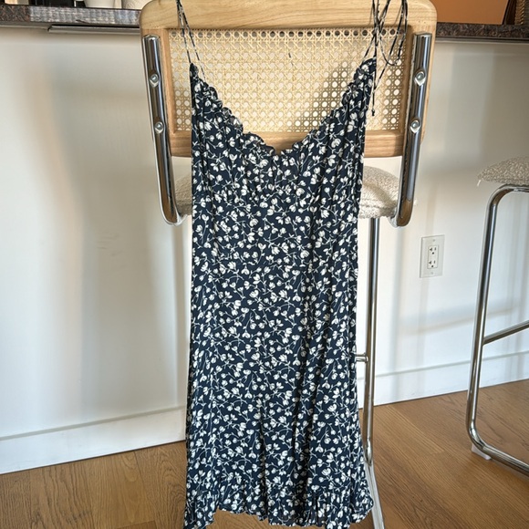 REFORMATION Esther Floral-print Mini Dress In Blau - Picture 2 of 3